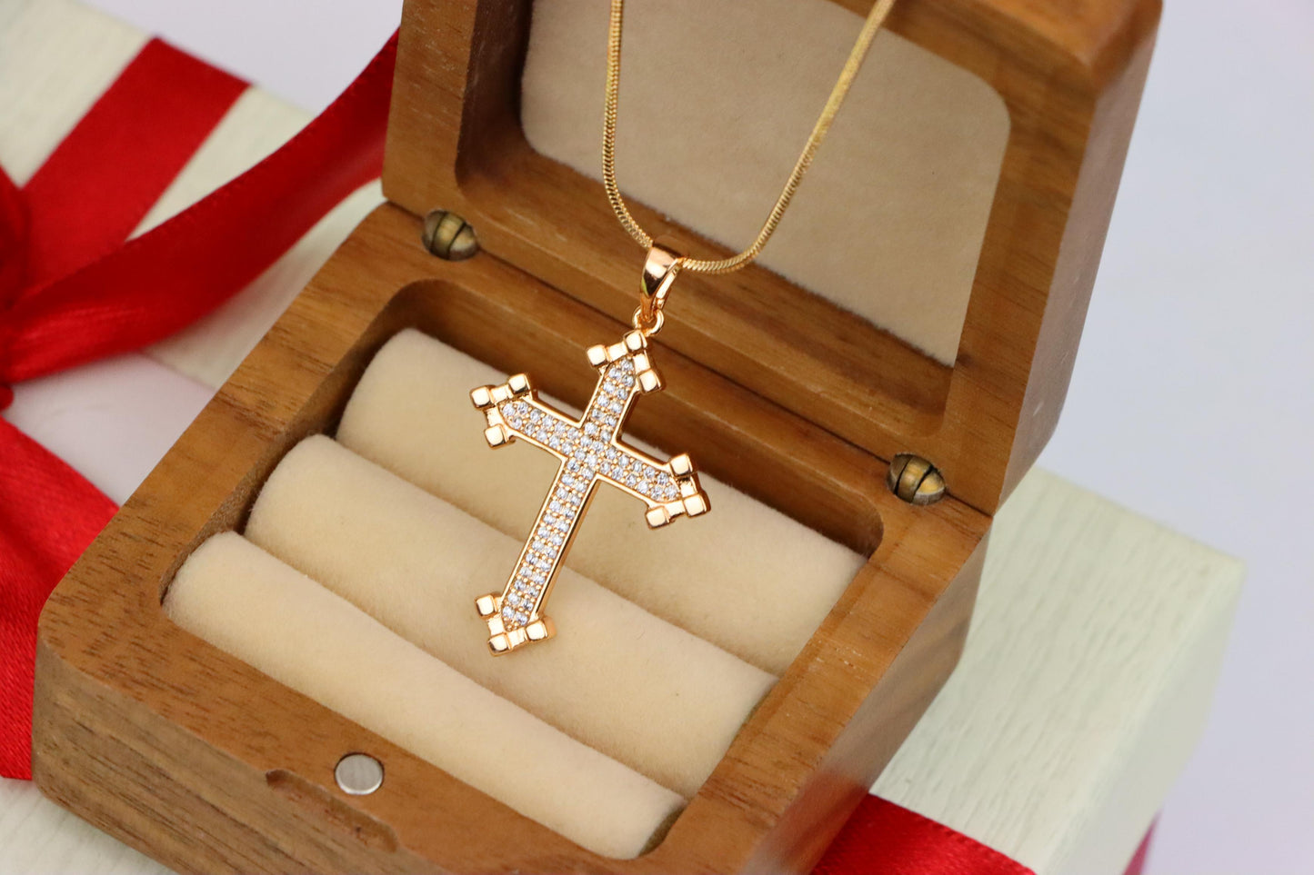 Ornate Rose Gold Cross Pendant with CZ – Regal Textured Detailing, XPPT1826 (2154-4)