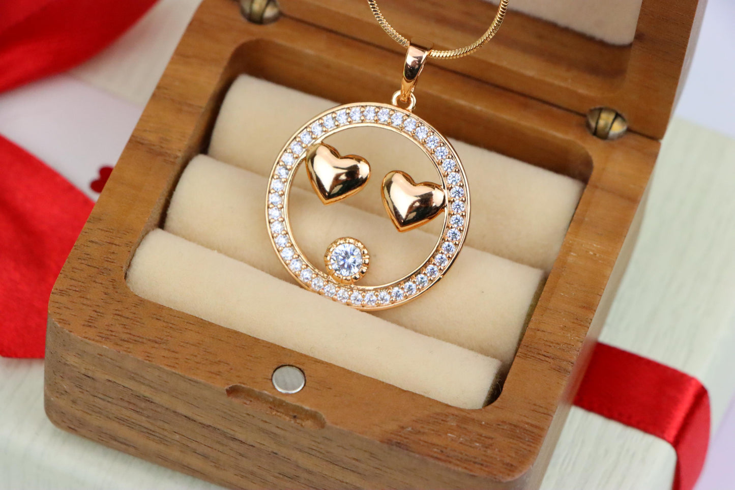 Smiley Face Pendant with Heart Eyes in Rose Gold Finish, XPPT1829 (2154-7)