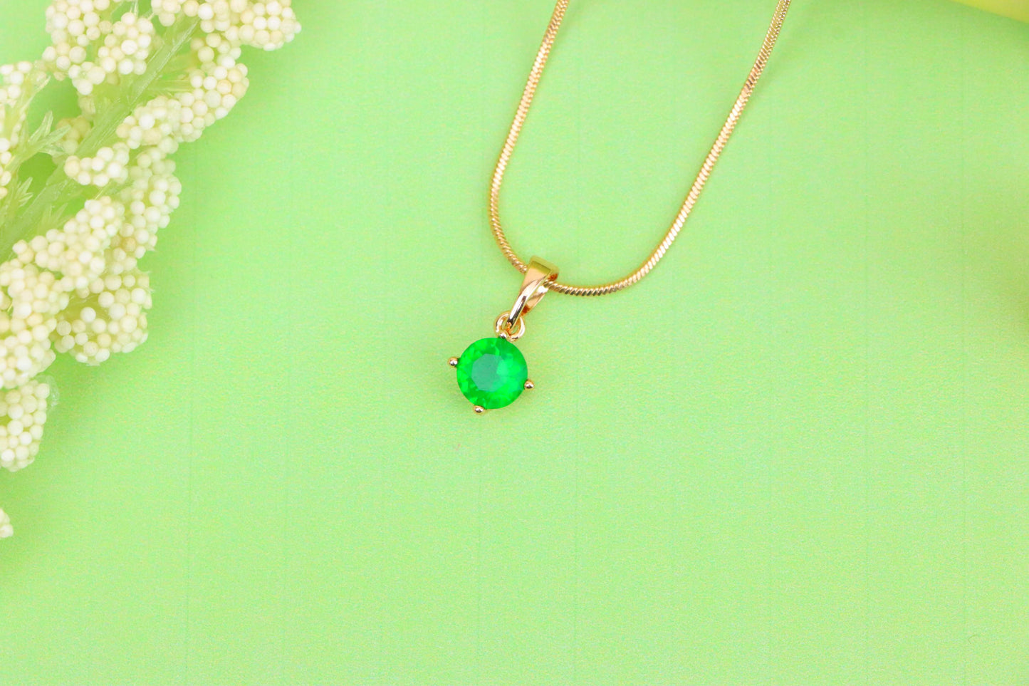 Elegant Green Round Pendant in Gold Plating Minimal Charm, XPPT1831 (2154-8)