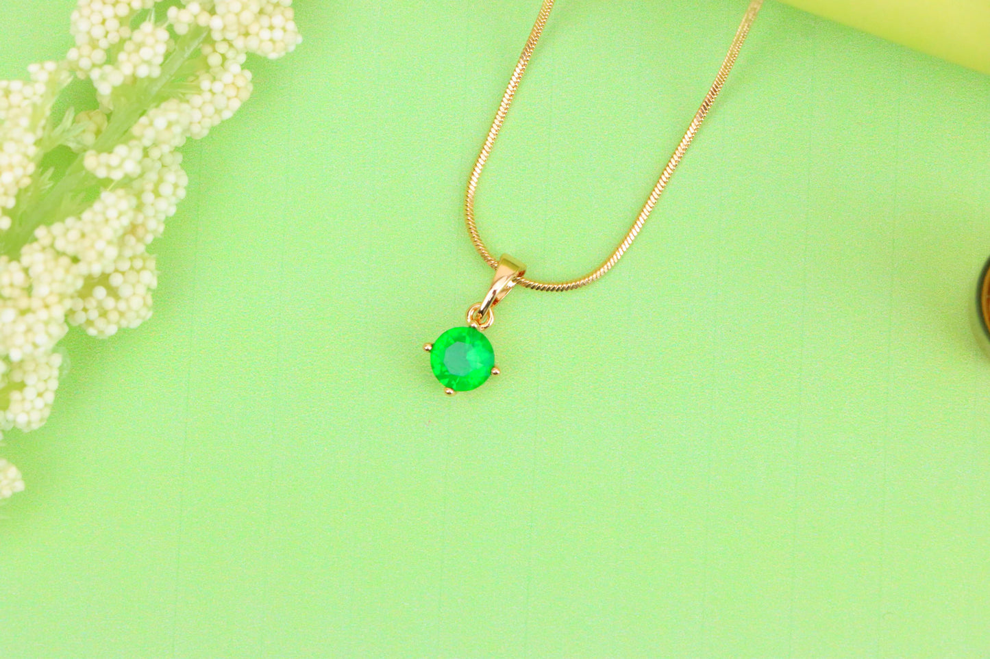Elegant Green Round Pendant in Gold Plating Minimal Charm, XPPT1831 (2154-8)