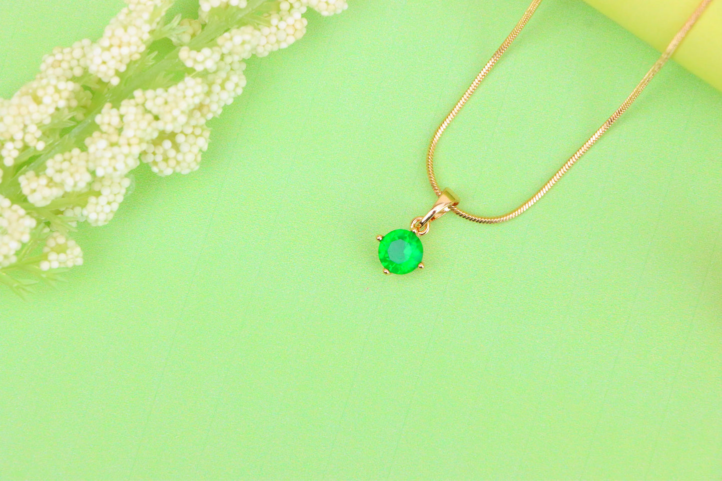 Elegant Green Round Pendant in Gold Plating Minimal Charm, XPPT1831 (2154-8)