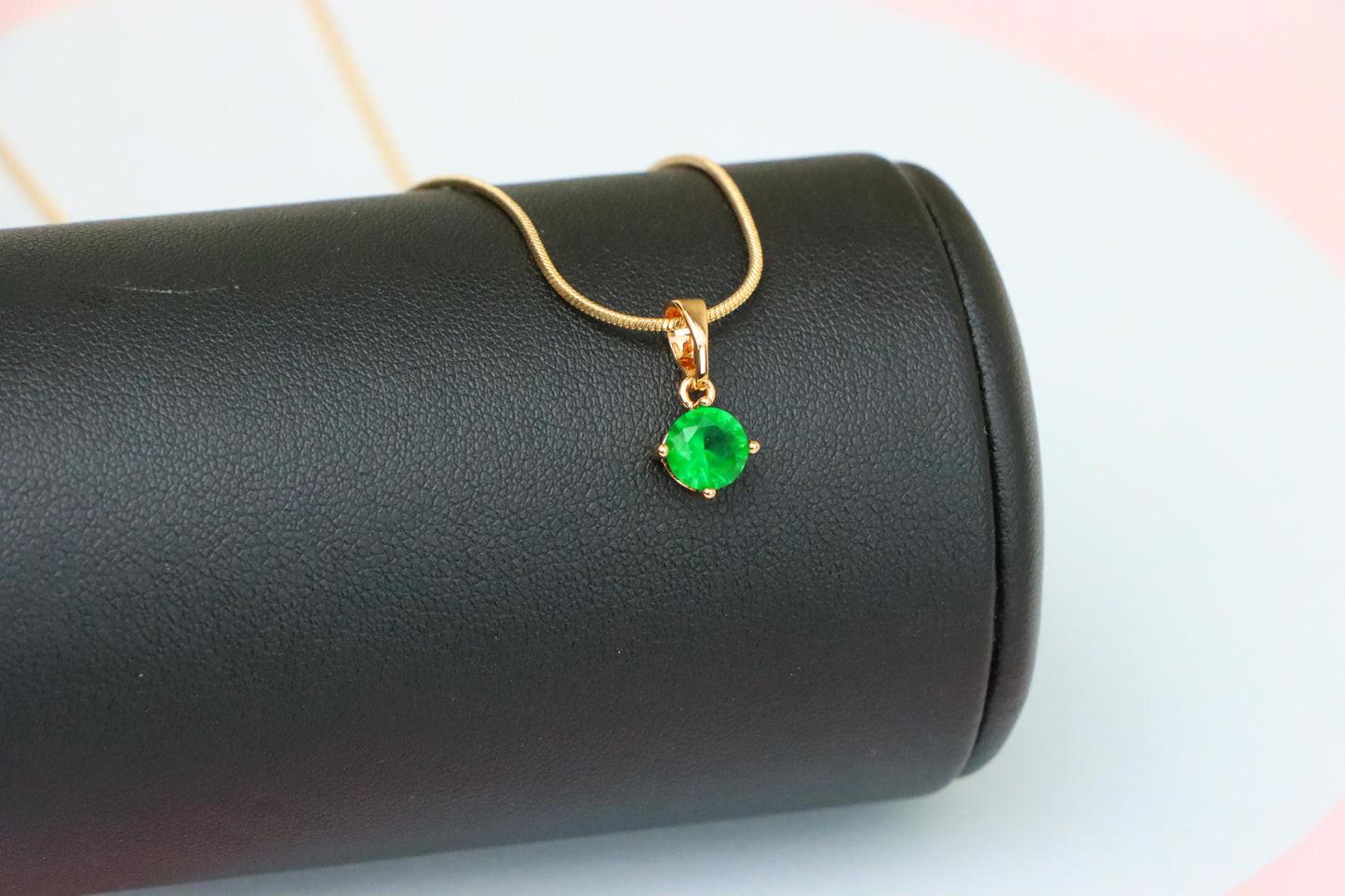 Elegant Green Round Pendant in Gold Plating Minimal Charm, XPPT1831 (2154-8)