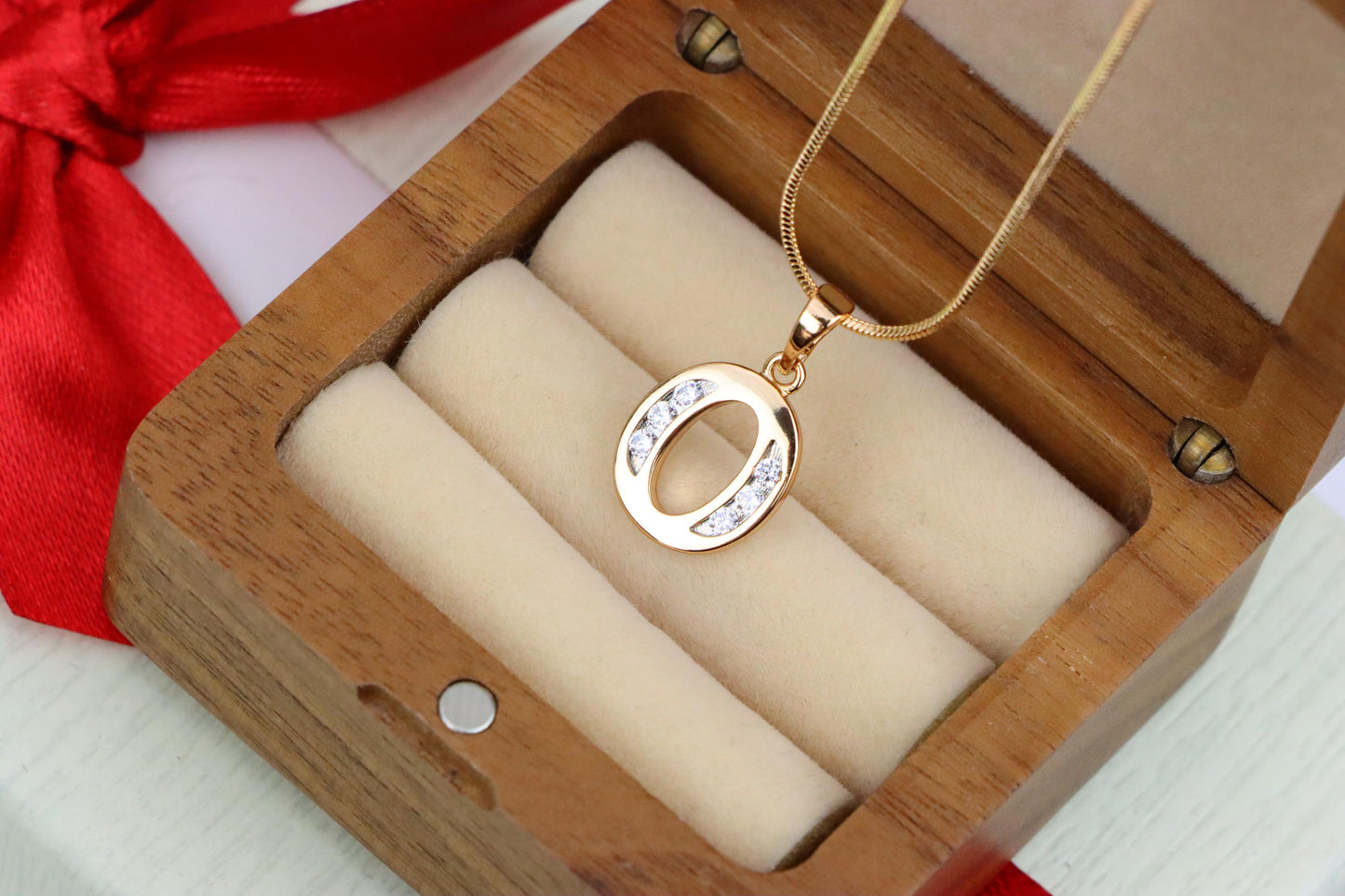 Rose Gold Letter O Pendant with Crystals – 18K Gold Plated Charm, XPPT1364 (2132-9)