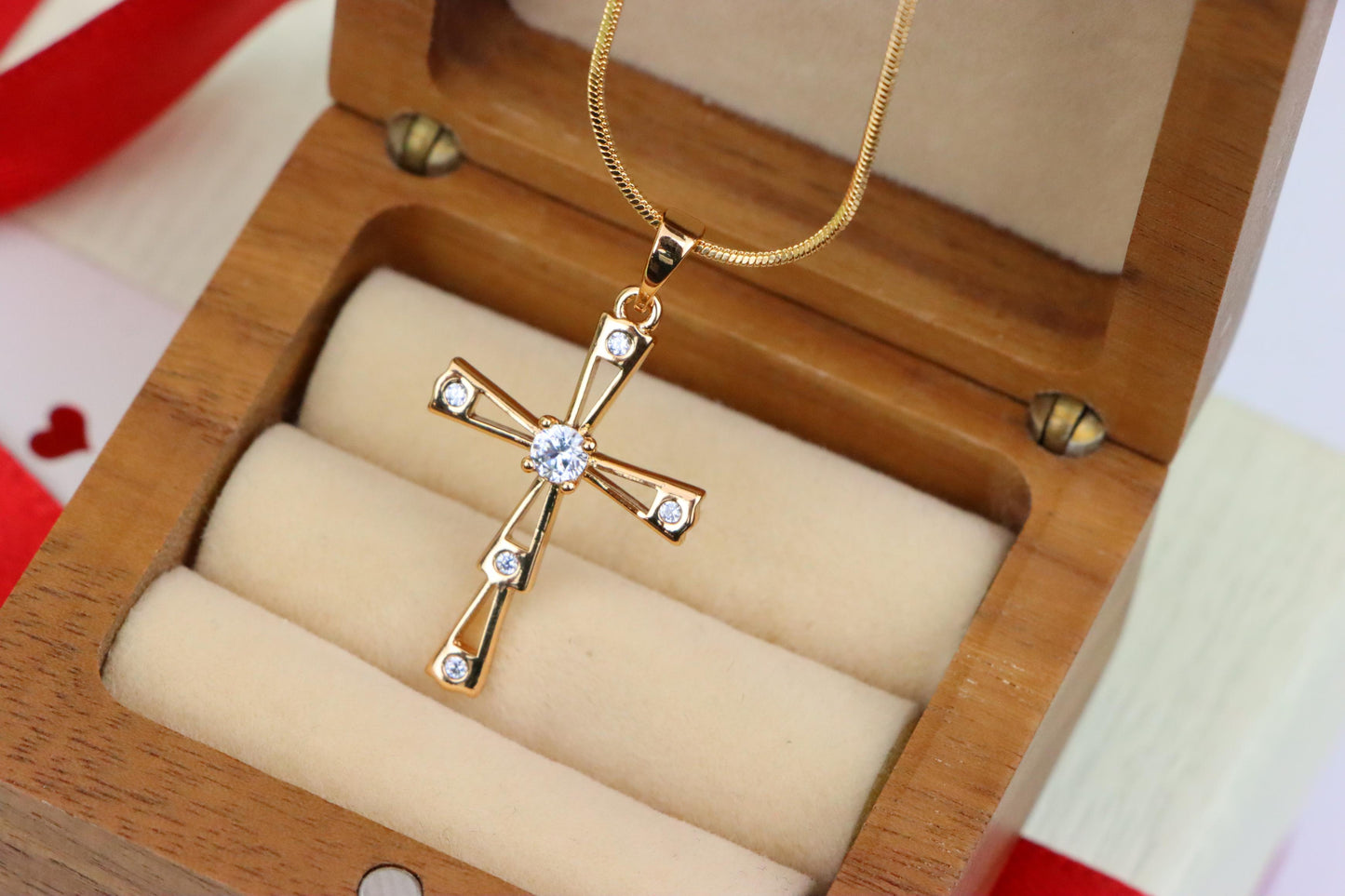 Elegant Rose Gold Cross Pendant with Sparkling Center Stone, XPPT1833 (2154-9)