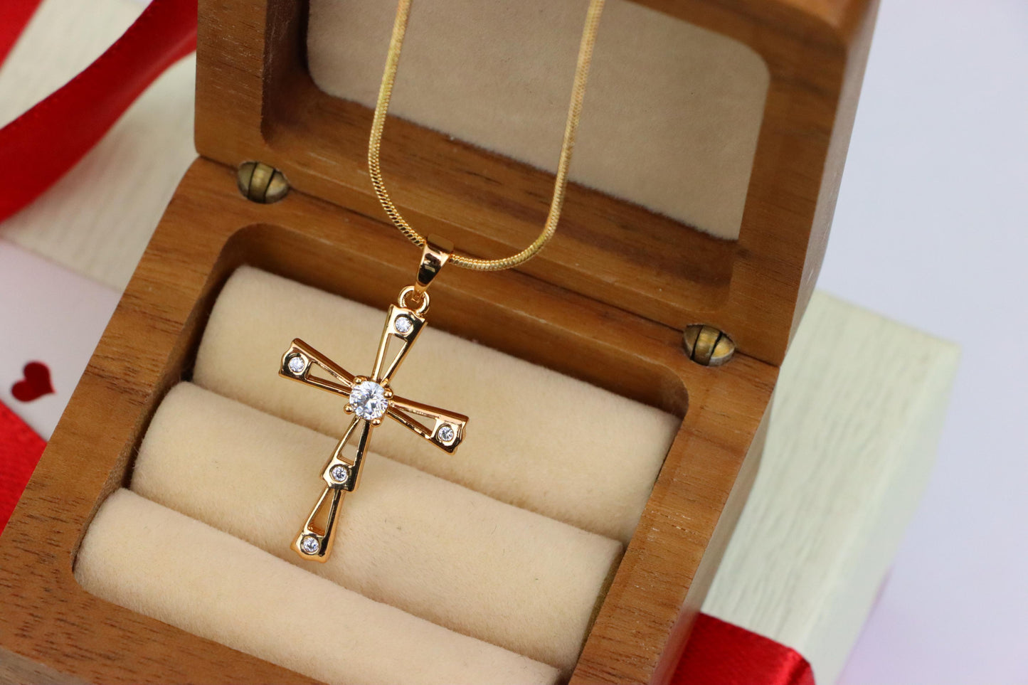 Elegant Rose Gold Cross Pendant with Sparkling Center Stone, XPPT1833 (2154-9)
