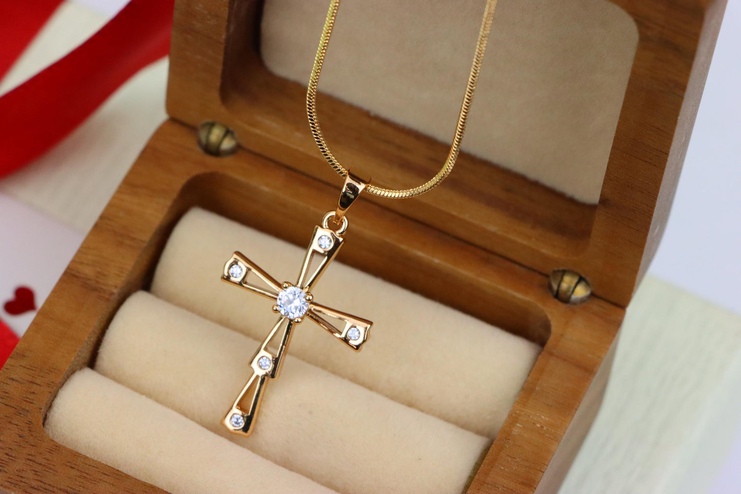 Elegant Rose Gold Cross Pendant with Sparkling Center Stone, XPPT1833 (2154-9)