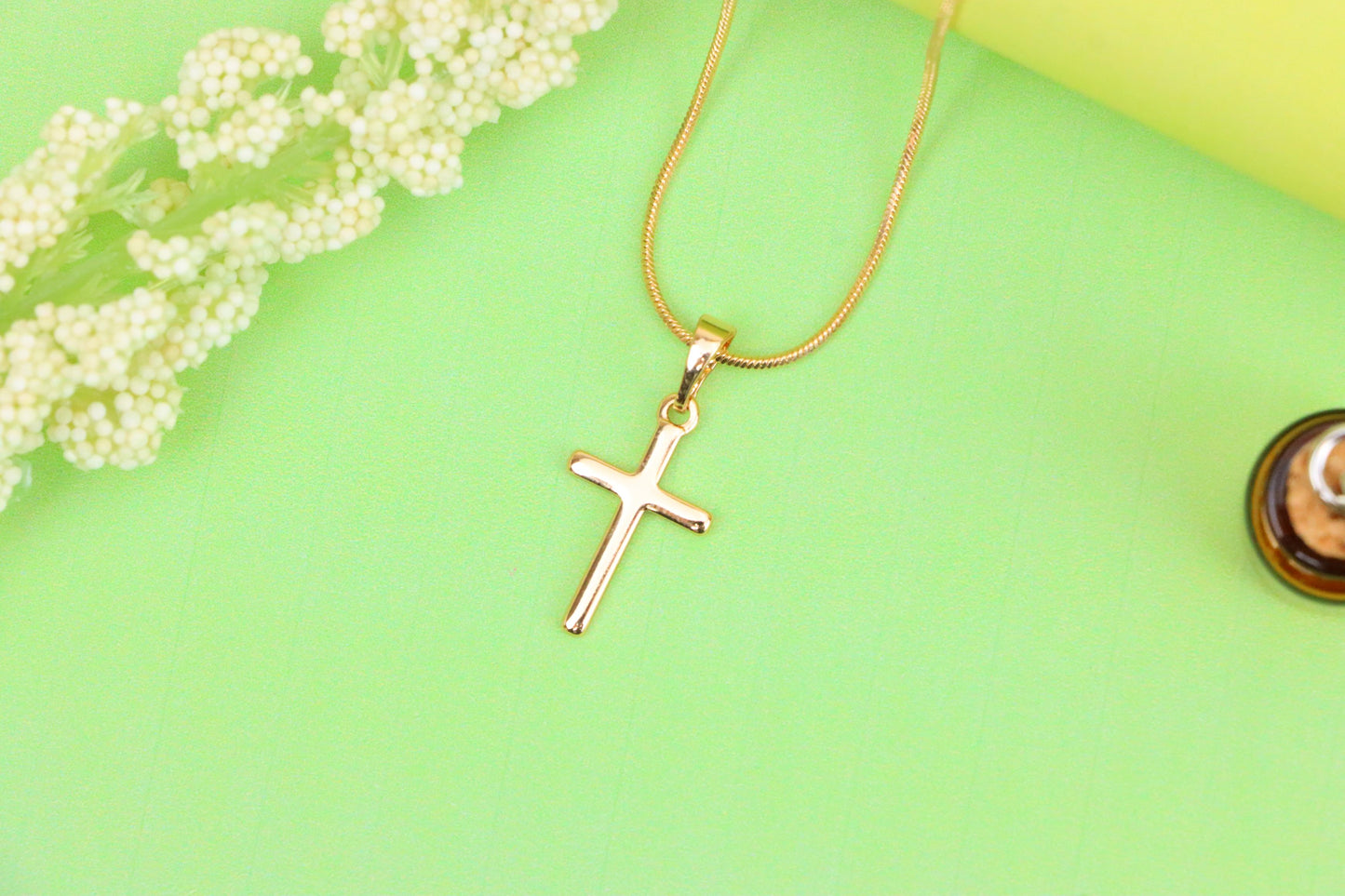 Minimalist Rose Gold Cross Pendant in Smooth Finish, XPPT1834 (2154-10)