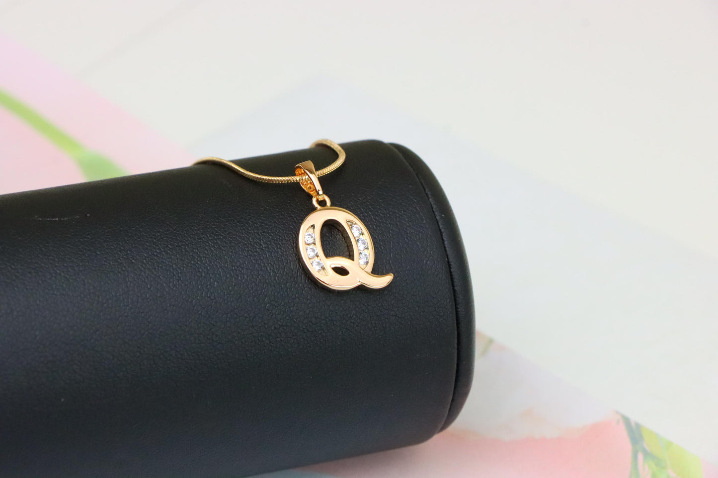 Rose Gold Letter Q Pendant with Crystals – 18K Gold Plated Charm, XPPT1366 (2132-9)