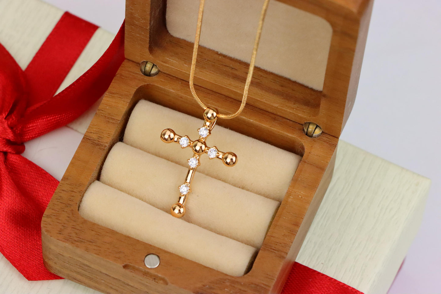 Stylish Rose Gold Cross Pendant with Crystal Accents, XPPT1836 (2155-2)