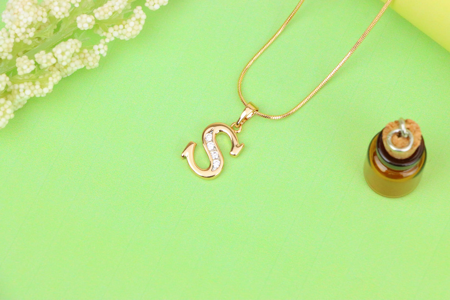 Rose Gold Letter S Pendant with Sparkling Crystals – Elegant Finish, XPPT1368 (2132-9)
