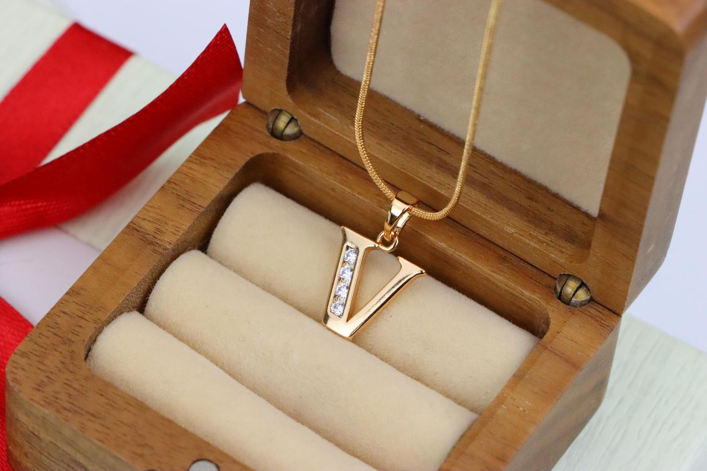 Rose Gold Letter V Pendant with Sparkling Crystals – Chic Jewelry, XPPT1371 (2132-9)