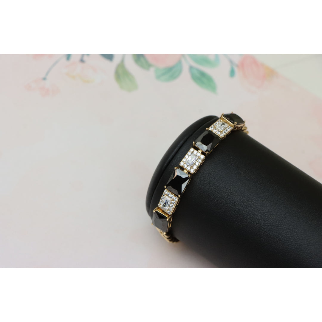 Rose Gold Bracelet with Black and White Stones, XPBL0685 (2069-4)