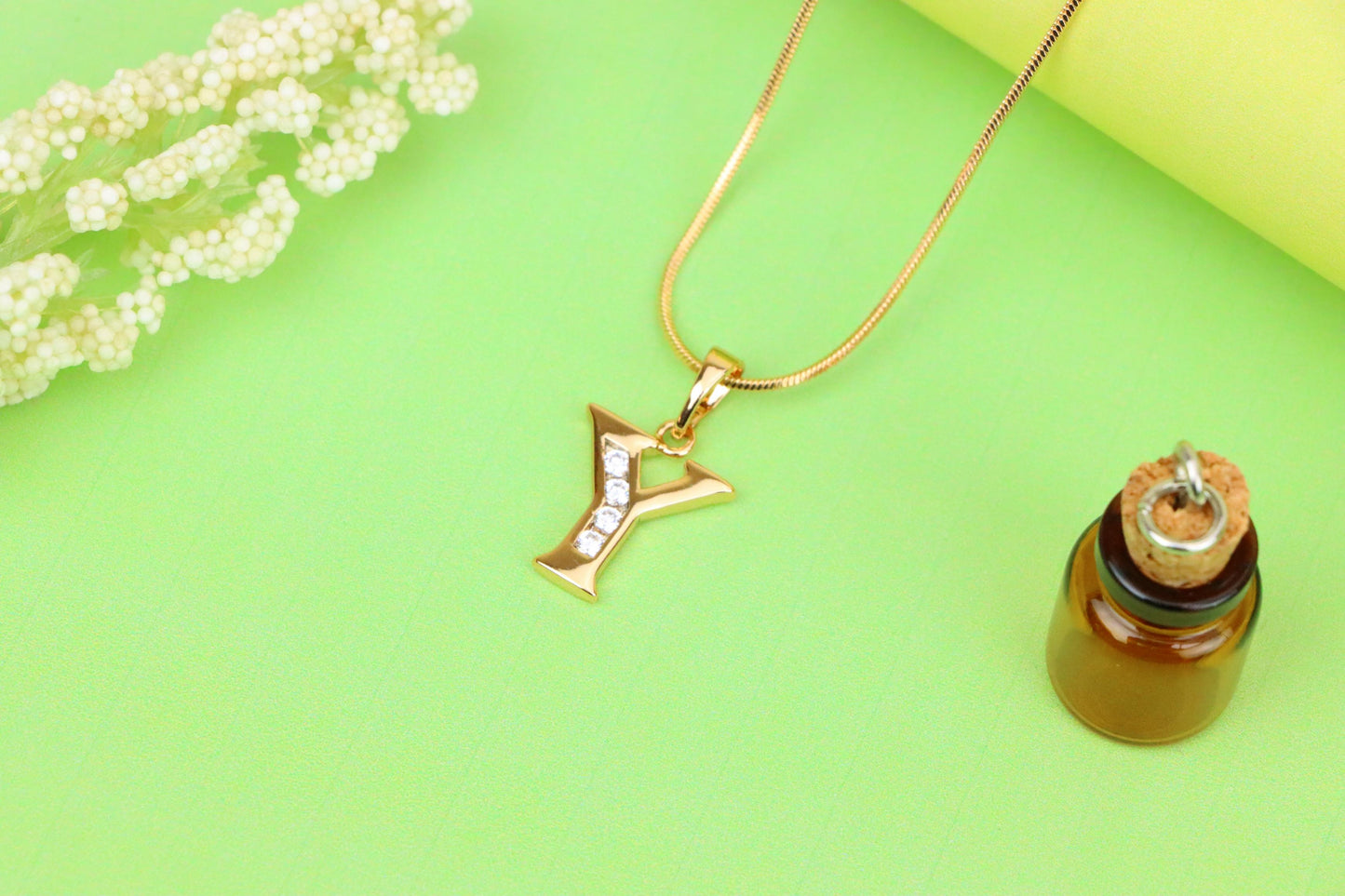 Rose Gold Alphabet Y Pendant with Sparkling Crystals, XPPT1374 (2132-9)