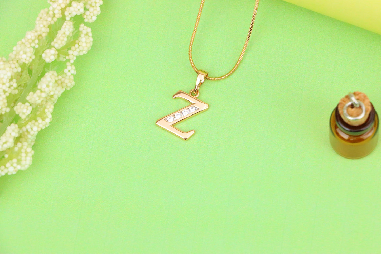Rose Gold Alphabet Z Pendant with Sparkling Stones, XPPT1375 (2132-9)