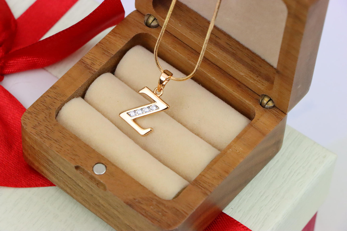 Rose Gold Alphabet Z Pendant with Sparkling Stones, XPPT1375 (2132-9)