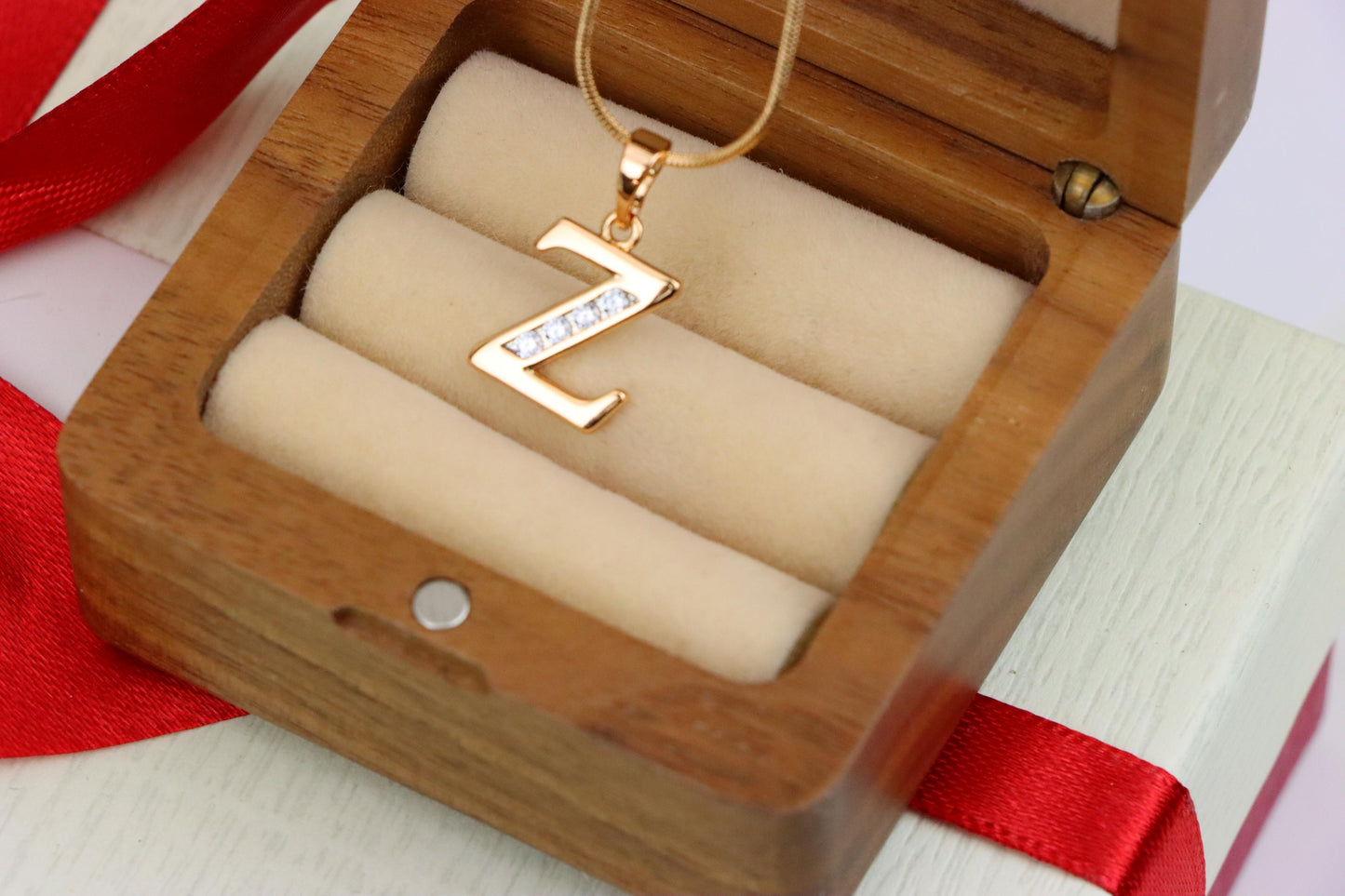 Rose Gold Alphabet Z Pendant with Sparkling Stones, XPPT1375 (2132-9)