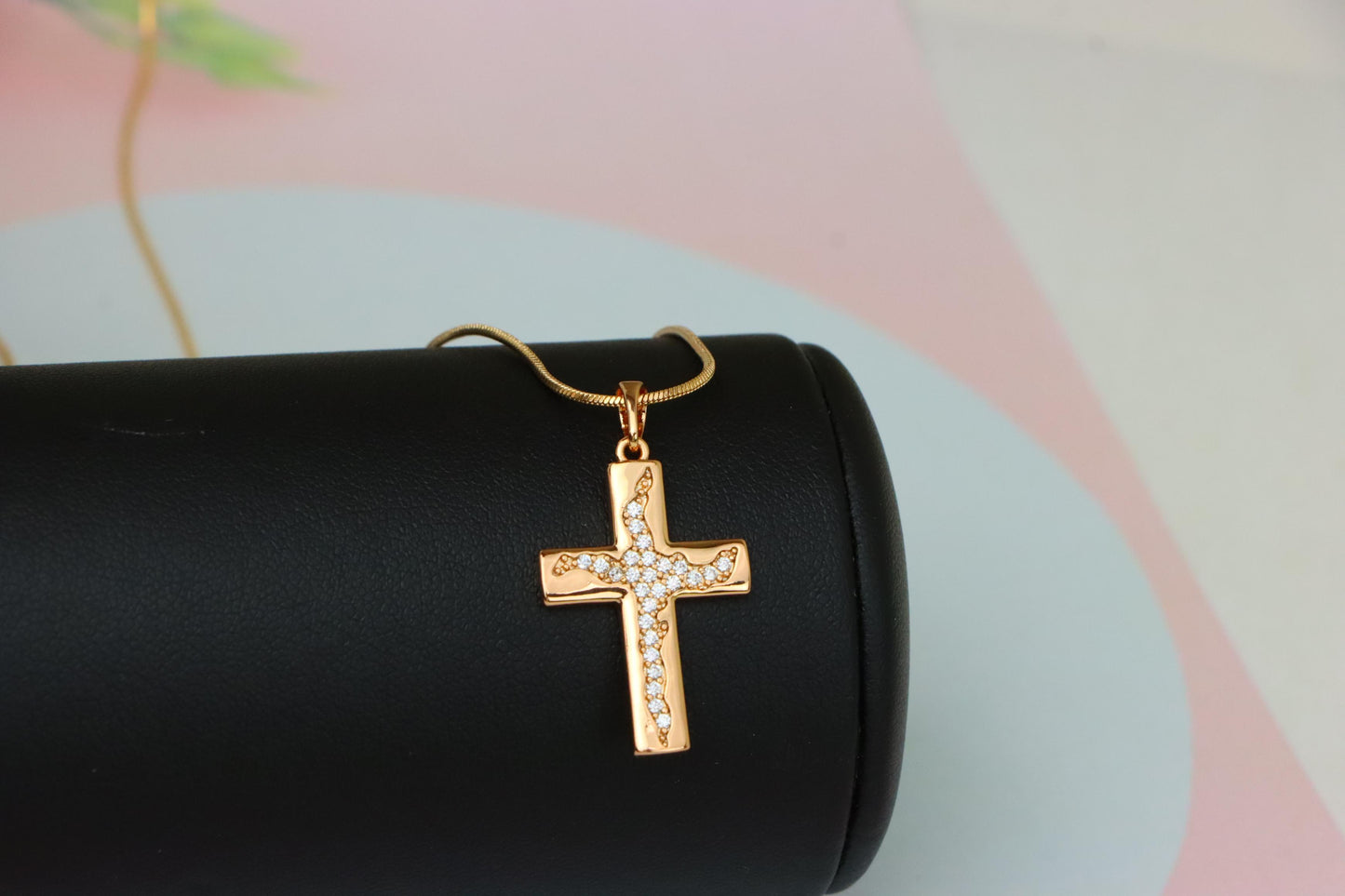 Cross Shaped Rose Gold Pendant with Textured Stone Inlay, XPPT1852 (2156-7)