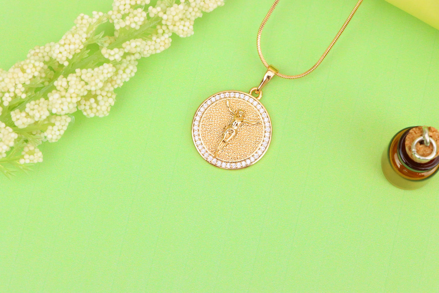 Round Rose Gold Pendant with Jesus Design and Crystal Border, XPPT1859 (2157-2)