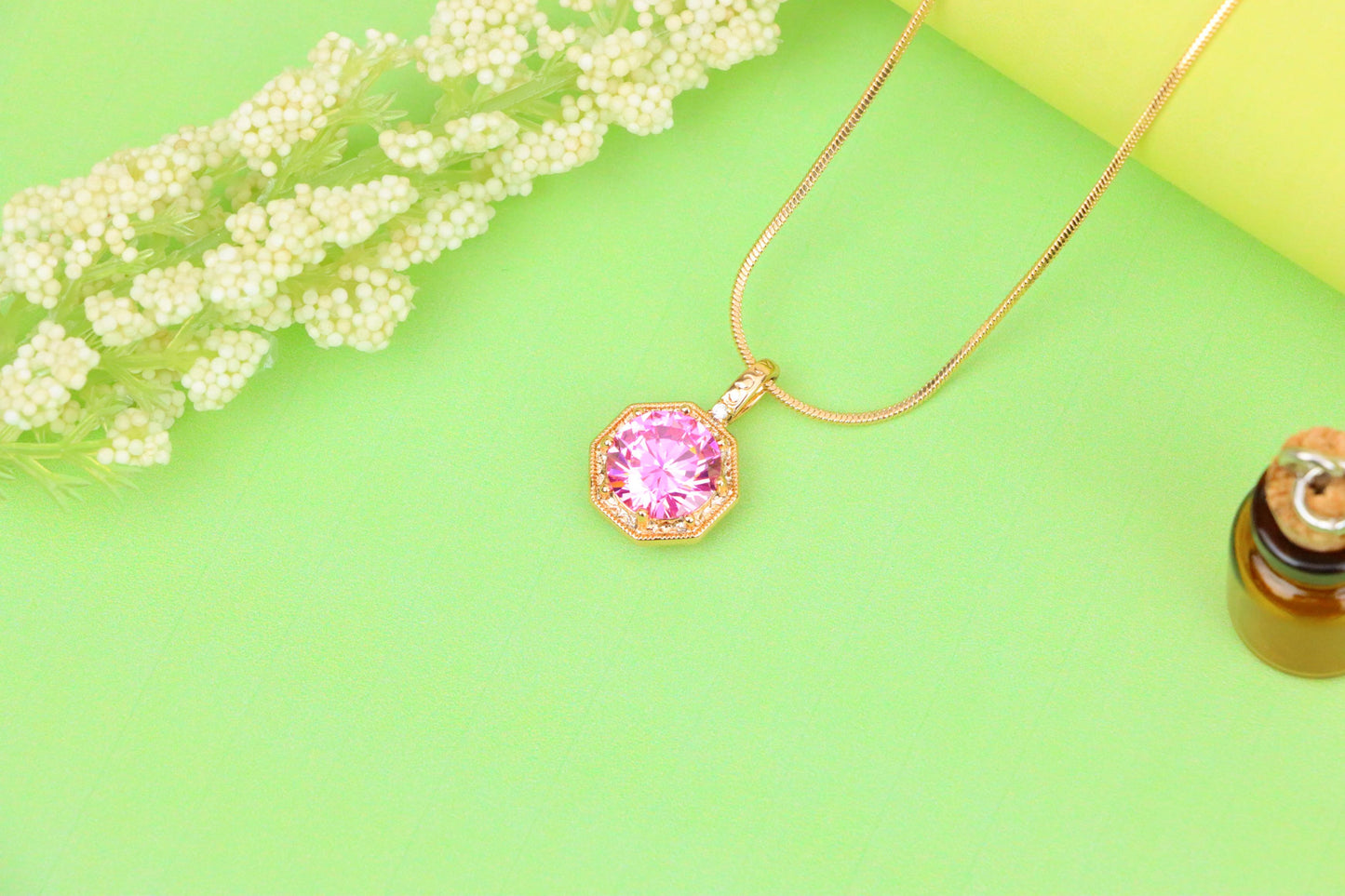 Elegant Gold-Plated Light Purple Pendant, XPPT1391 (2134-2)