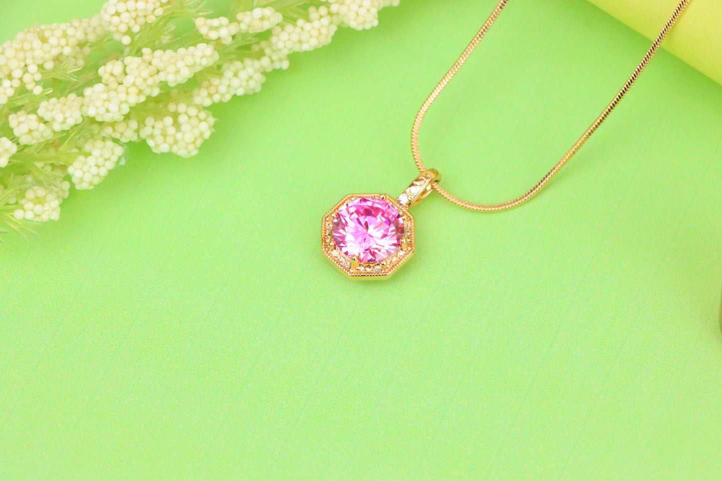 Elegant Gold-Plated Light Purple Pendant, XPPT1391 (2134-2)