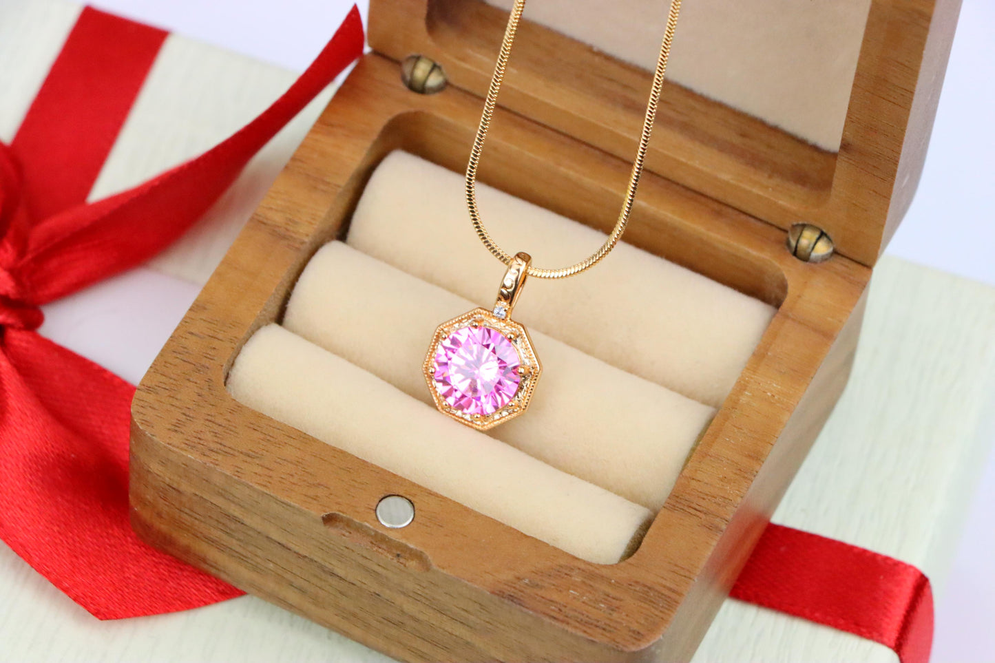 Elegant Gold-Plated Light Purple Pendant, XPPT1391 (2134-2)