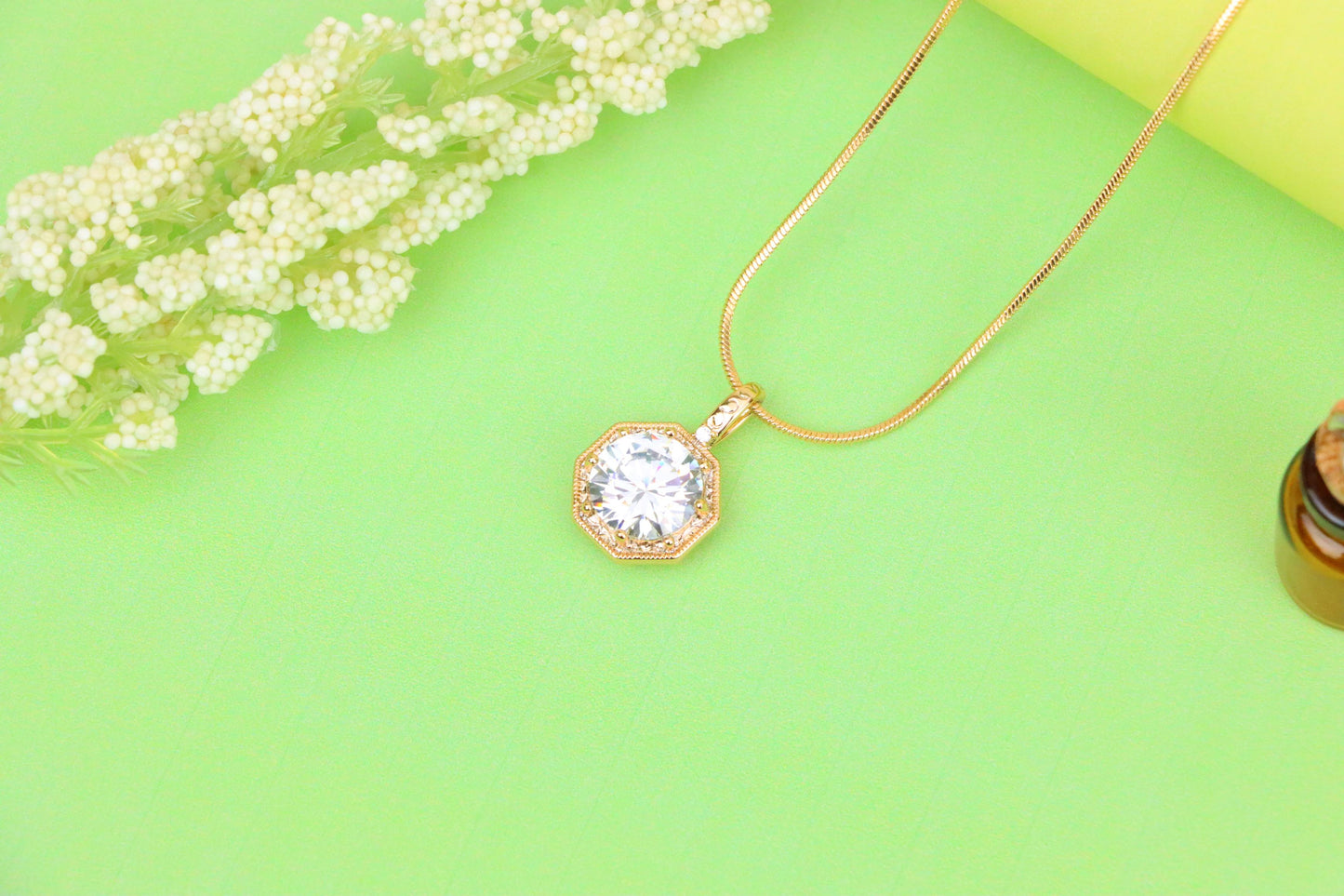 Gold-Plated White Pendant Necklace with Sparkling Center Stone, XPPT1393 (2134-2)