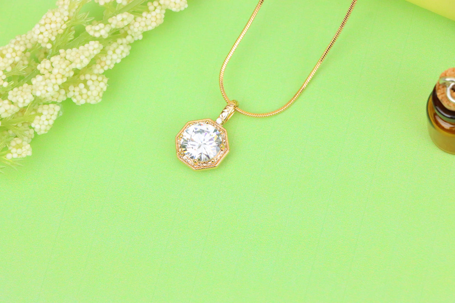 Gold-Plated White Pendant Necklace with Sparkling Center Stone, XPPT1393 (2134-2)