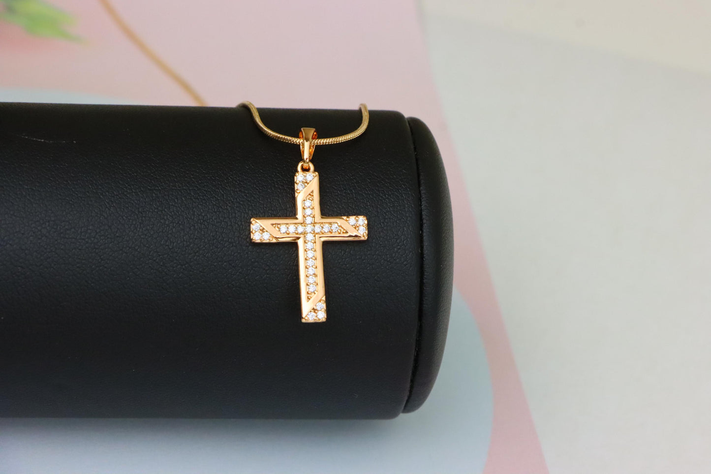 Rose Gold Cross Pendant with Diagonal Crystal Detailing Finish, XPPT1861 (2157-4)