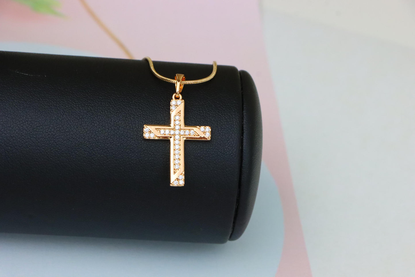 Rose Gold Cross Pendant with Diagonal Crystal Detailing Finish, XPPT1861 (2157-4)