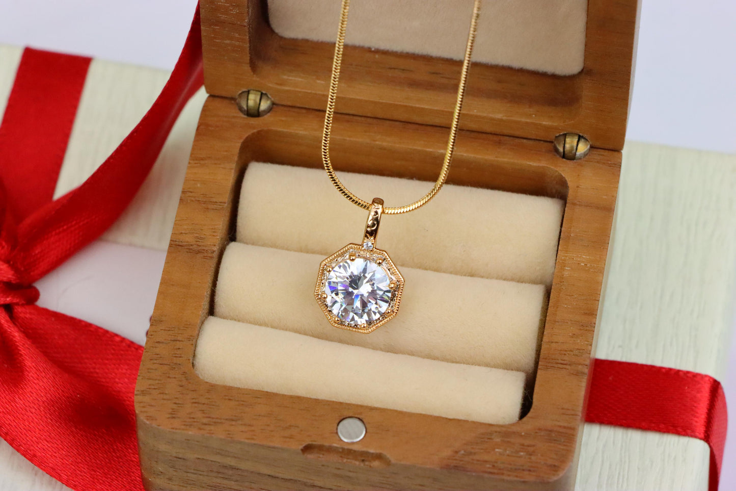 Gold-Plated White Pendant Necklace with Sparkling Center Stone, XPPT1393 (2134-2)