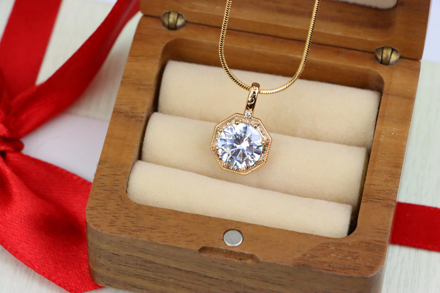 Gold-Plated White Pendant Necklace with Sparkling Center Stone, XPPT1393 (2134-2)