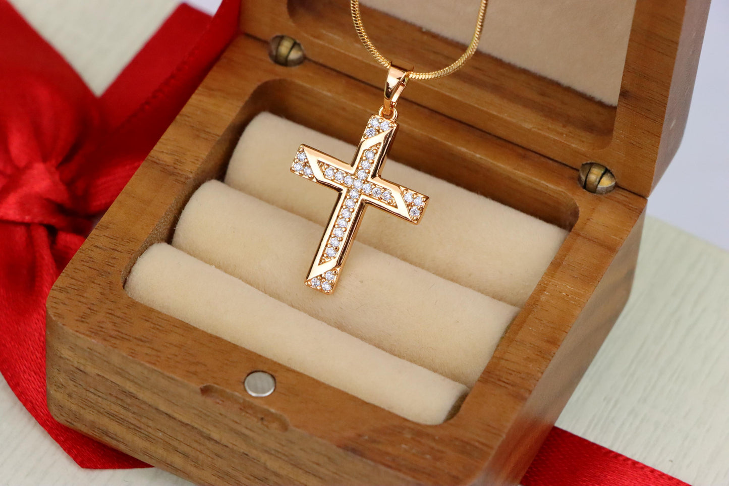 Rose Gold Cross Pendant with Diagonal Crystal Detailing Finish, XPPT1861 (2157-4)