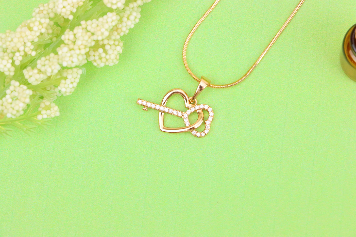 Rose Gold Heart & Key Pendant with Sparkling Stone Accents, XPPT1862 (2157-5)