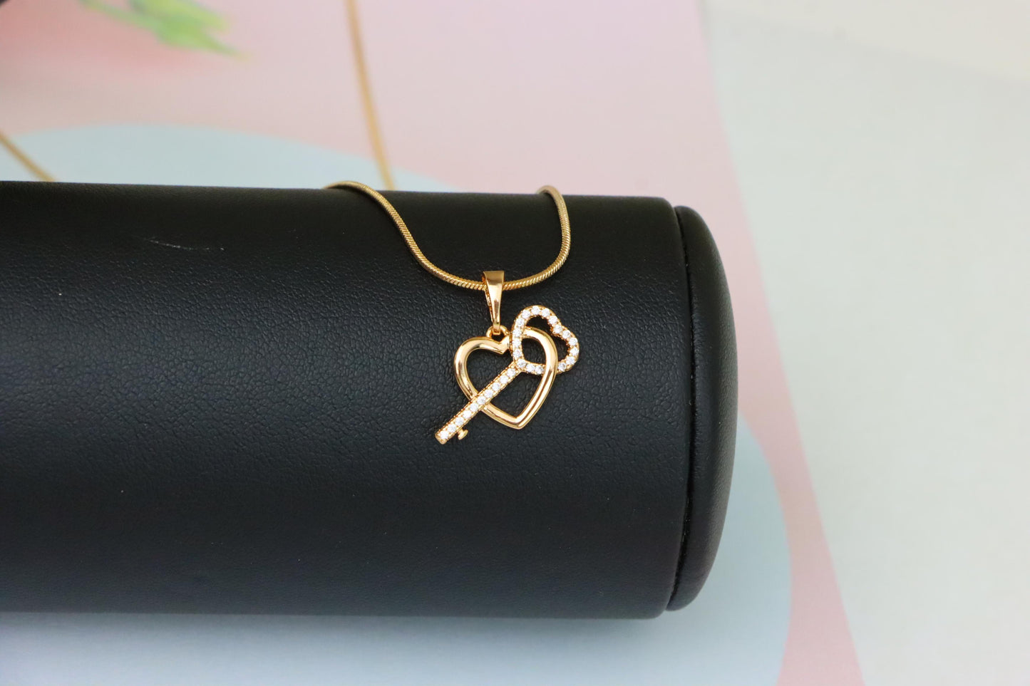 Rose Gold Heart & Key Pendant with Sparkling Stone Accents, XPPT1862 (2157-5)