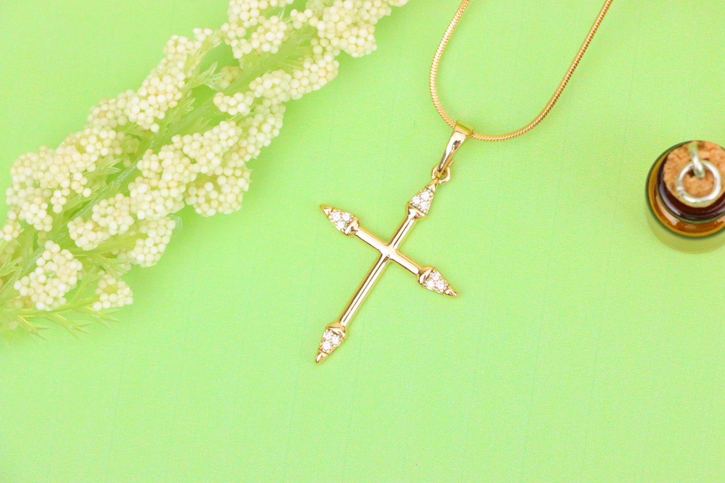 Rose Gold Cross Pendant with Crystal Accents and Sleek Design, XPPT1863 (2157-6)