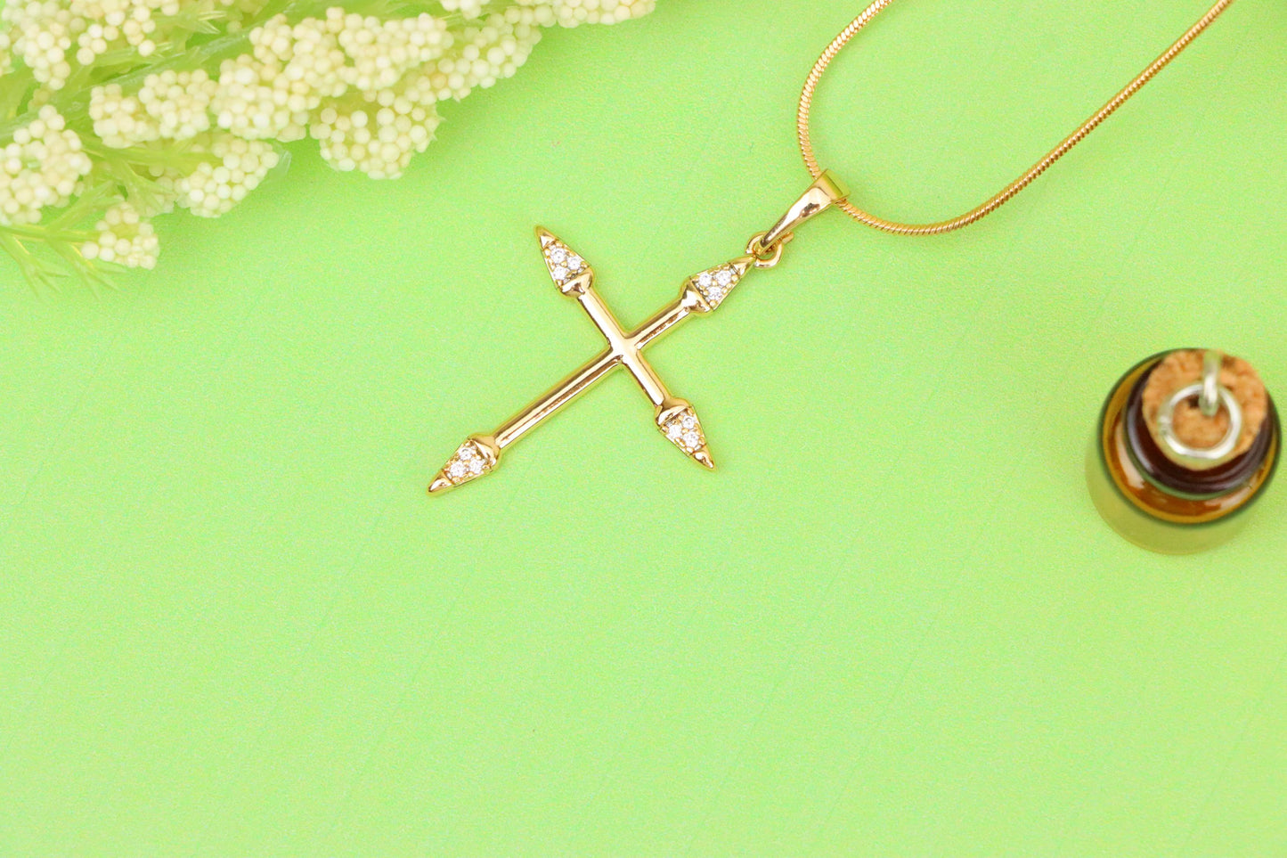 Rose Gold Cross Pendant with Crystal Accents and Sleek Design, XPPT1863 (2157-6)
