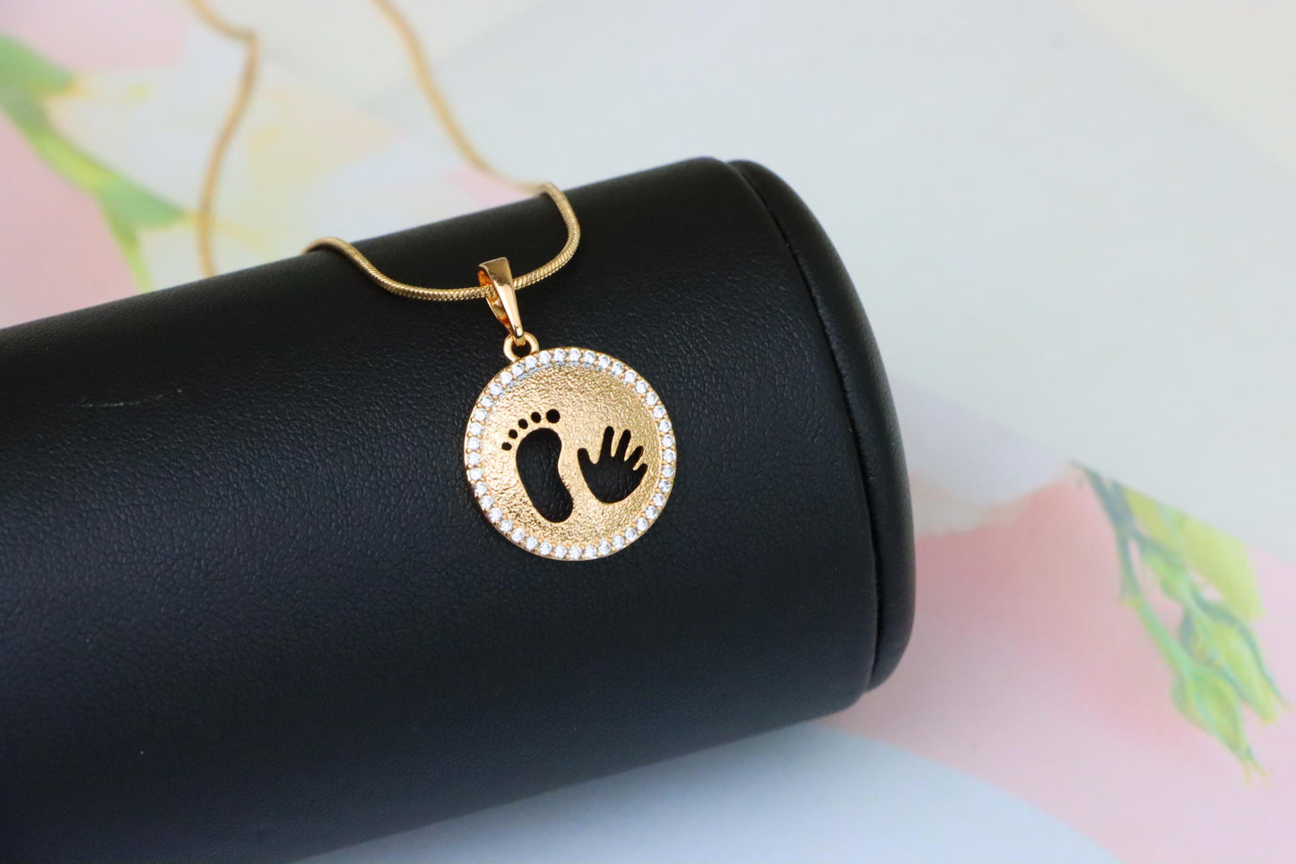 Rose Gold Round Pendant with Baby Footprint and Handprint Cutout, XPPT1397 (2134-6)