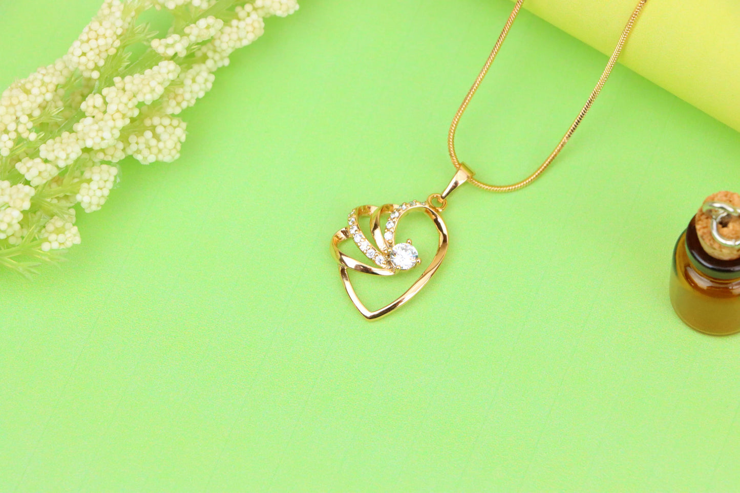 Rose Gold Heart Pendant with CZ Stone and Twisted Open Design, XPPT1400 (2134-9)