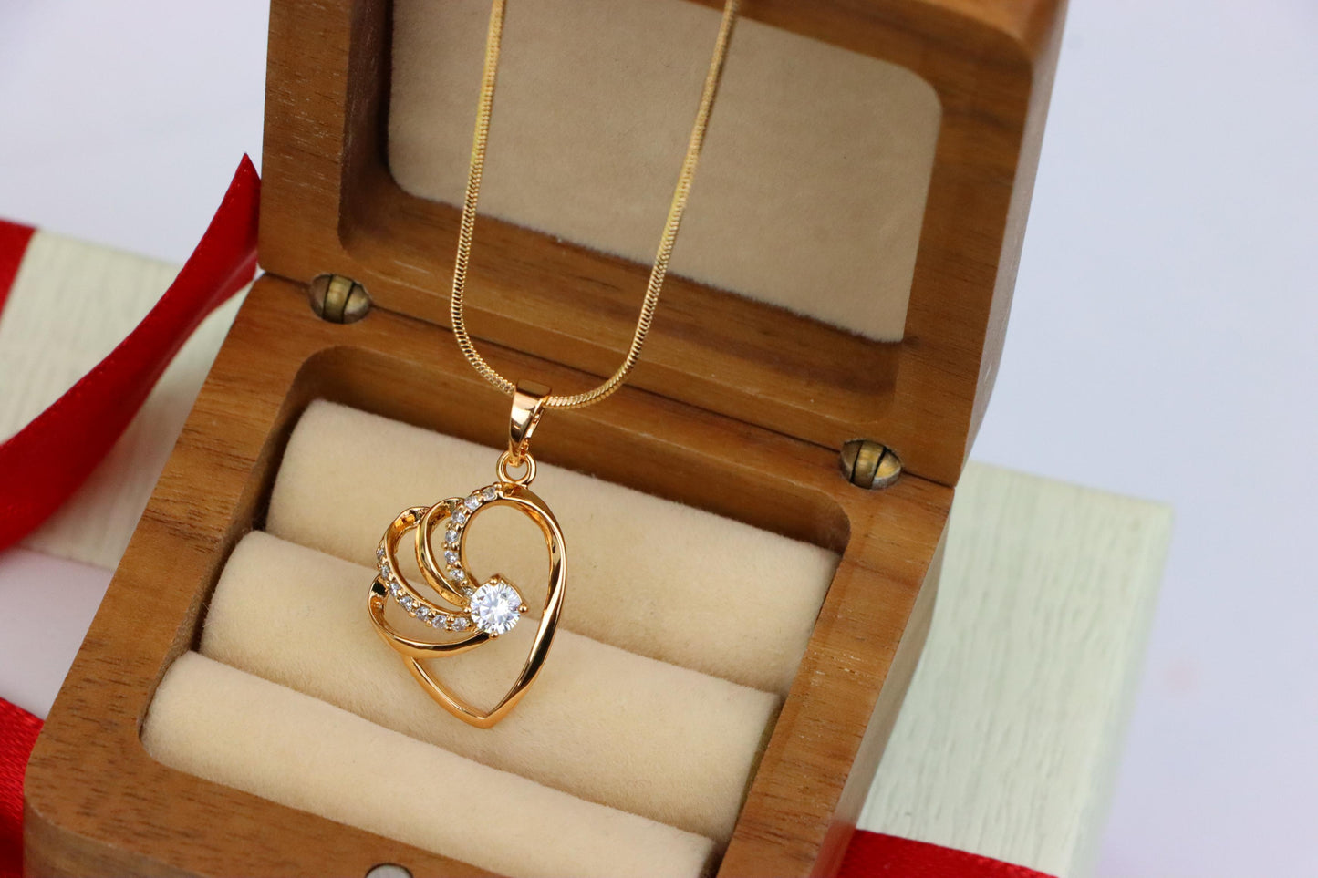 Rose Gold Heart Pendant with CZ Stone and Twisted Open Design, XPPT1400 (2134-9)