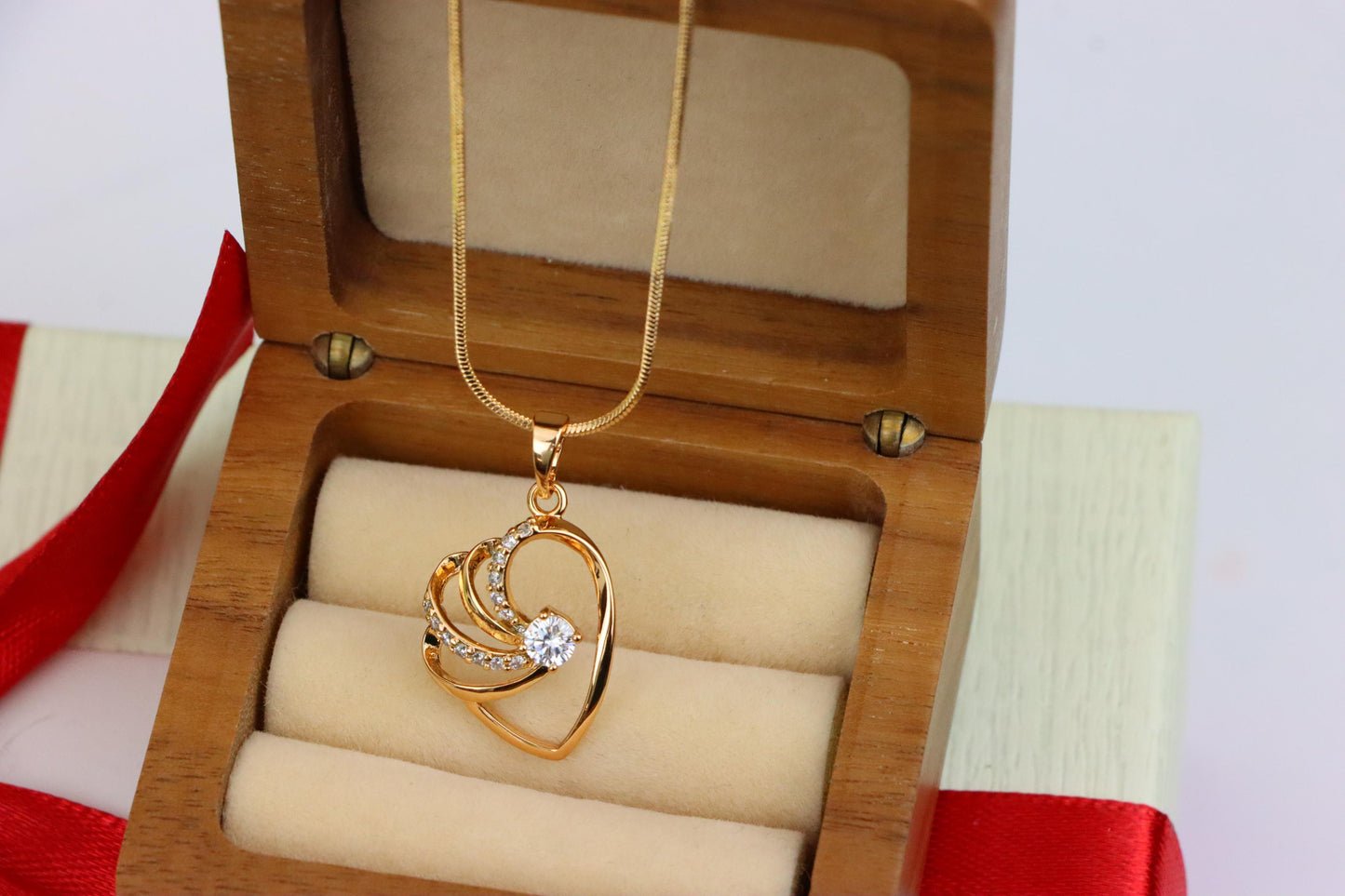 Rose Gold Heart Pendant with CZ Stone and Twisted Open Design, XPPT1400 (2134-9)