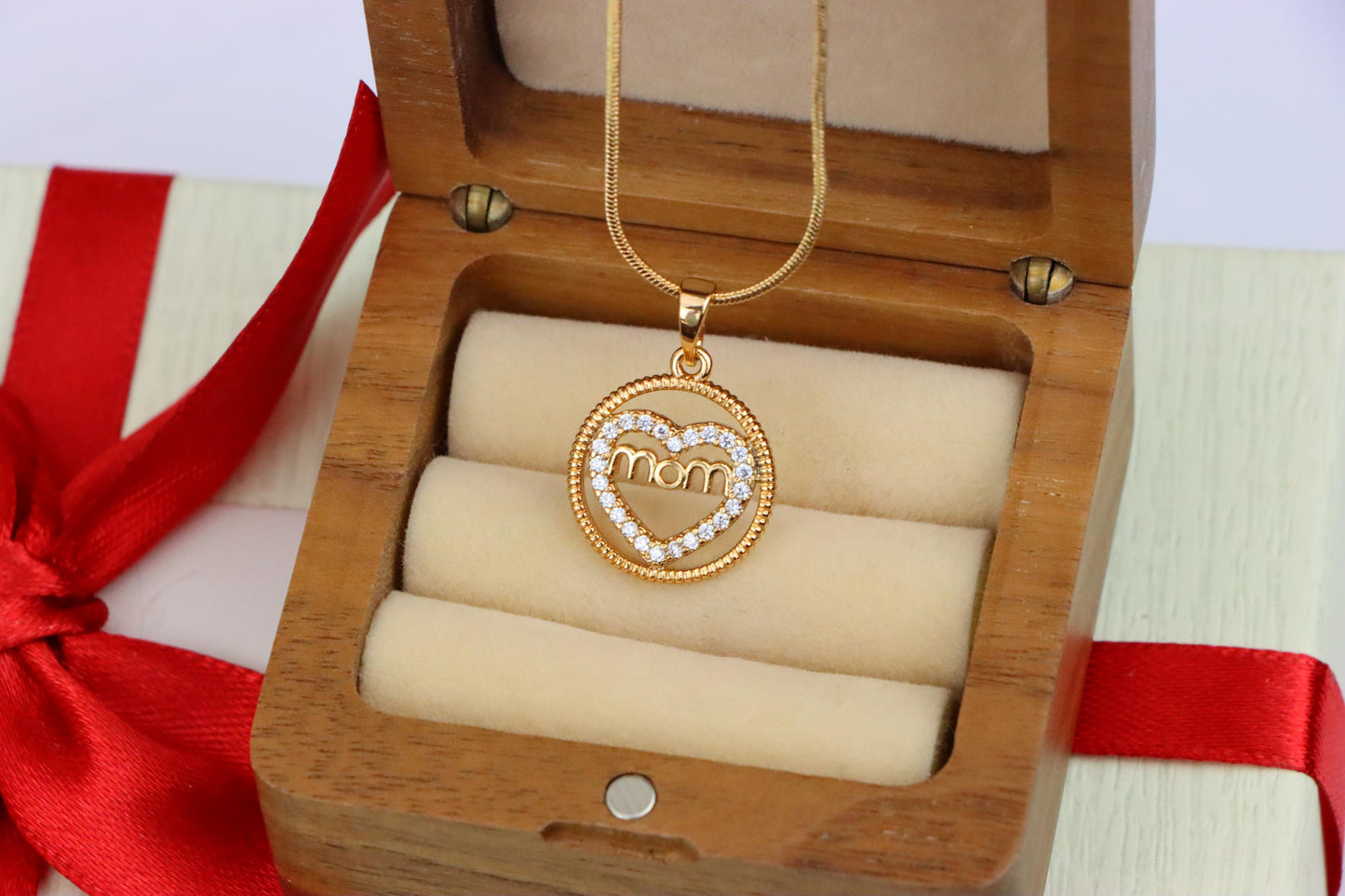 Rose Gold Mom Heart Pendant with CZ Accents in Circular Frame, XPPT1402 (2135-1)