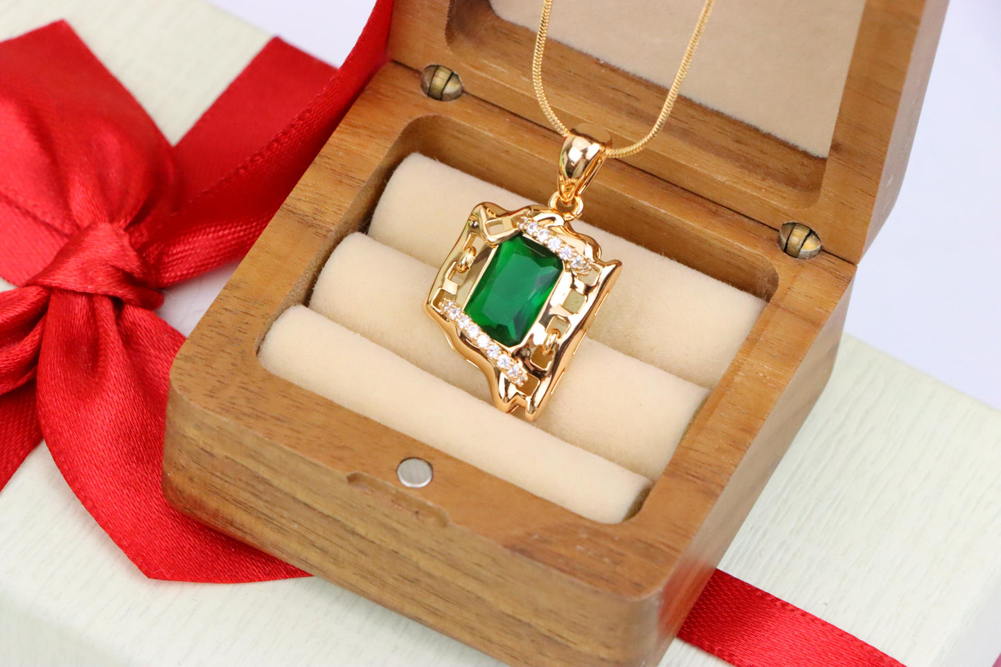 Rose Gold Pendant with Green Stone and Modern Abstract Frame Design, XPPT1872 (2158-5)