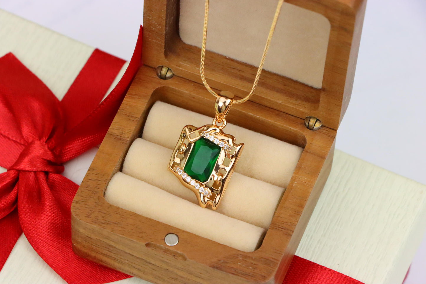 Rose Gold Pendant with Green Stone and Modern Abstract Frame Design, XPPT1872 (2158-5)