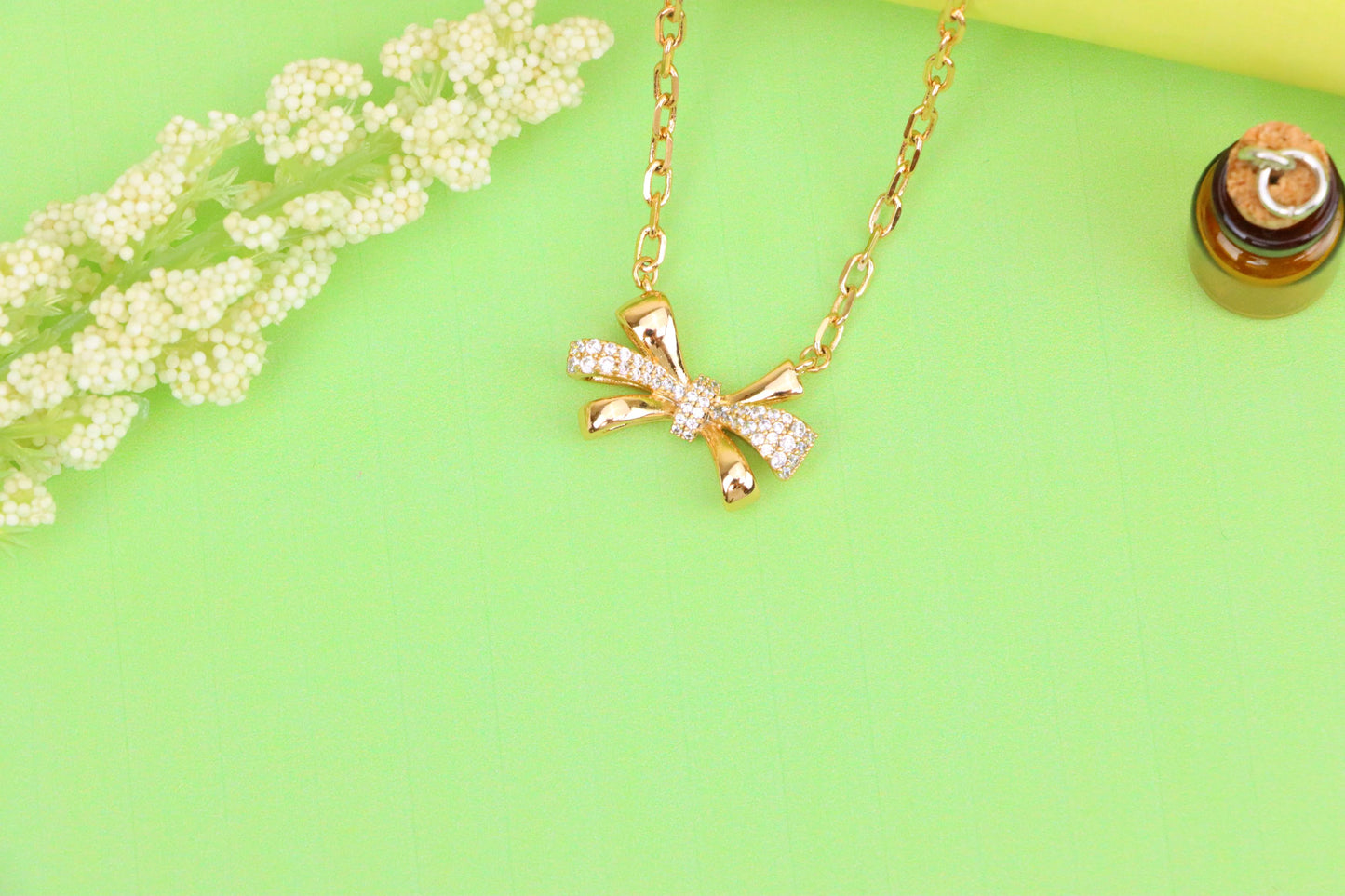 Elegant Bow Rose Gold Necklace with Sparkling Crystal Detailing, XPNL1876 (2158-9)