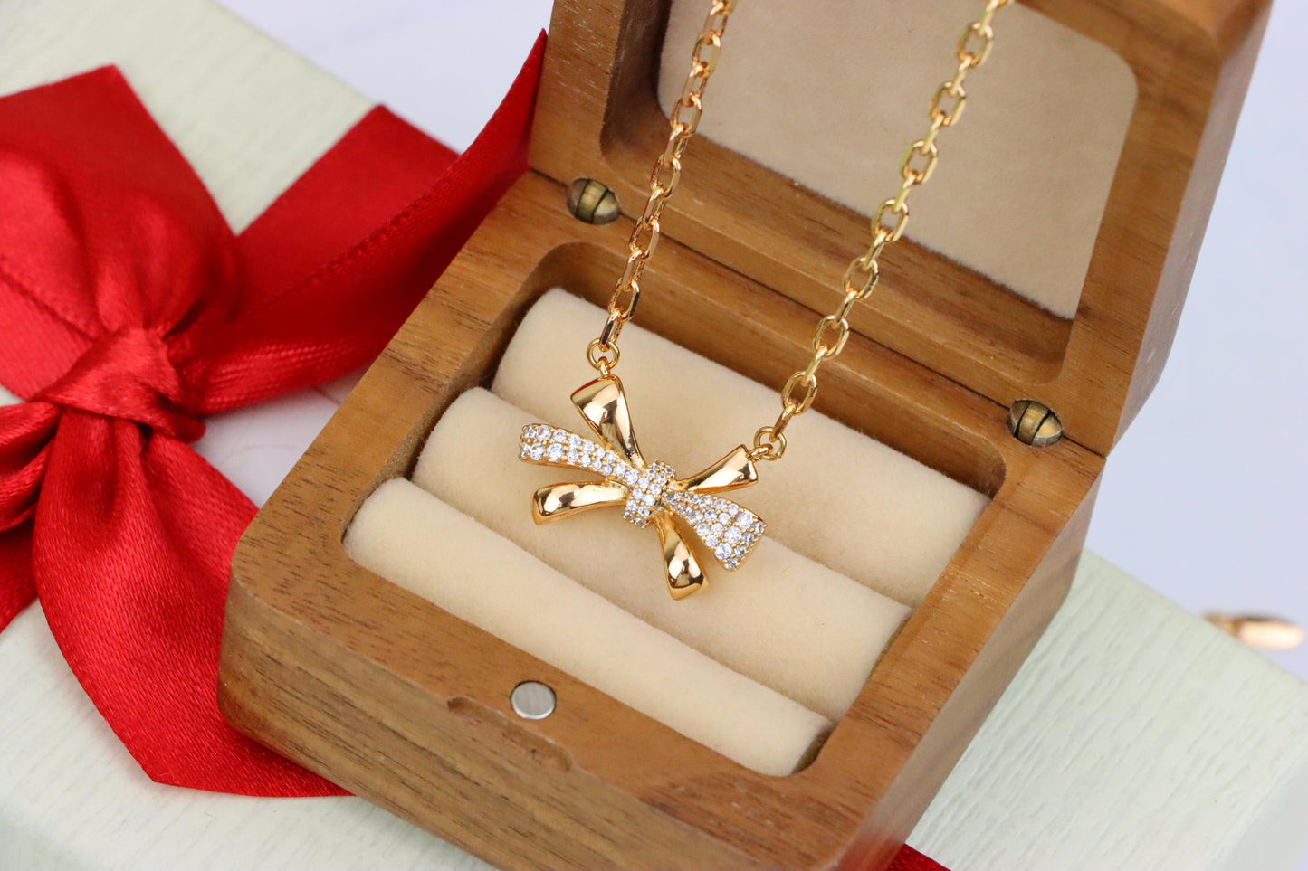 Elegant Bow Rose Gold Necklace with Sparkling Crystal Detailing, XPNL1876 (2158-9)