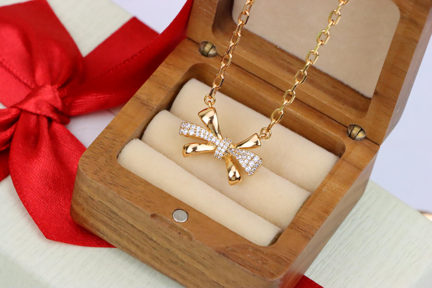 Elegant Bow Rose Gold Necklace with Sparkling Crystal Detailing, XPNL1876 (2158-9)