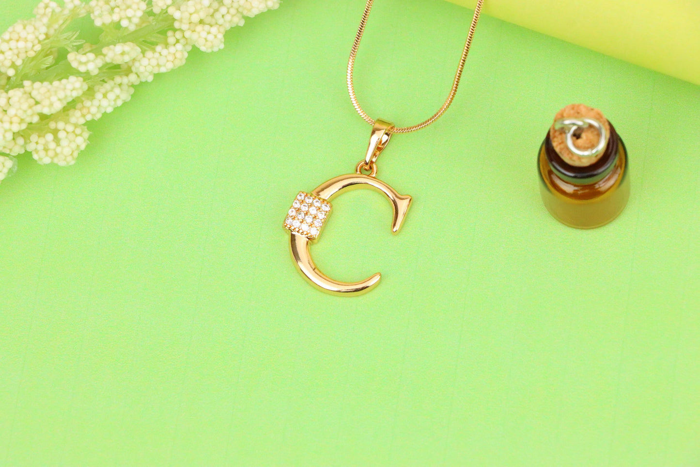 Elegant Rose Gold Plated C Letter Pendant with Sparkling Accents, XPPT1414 (2136-1)
