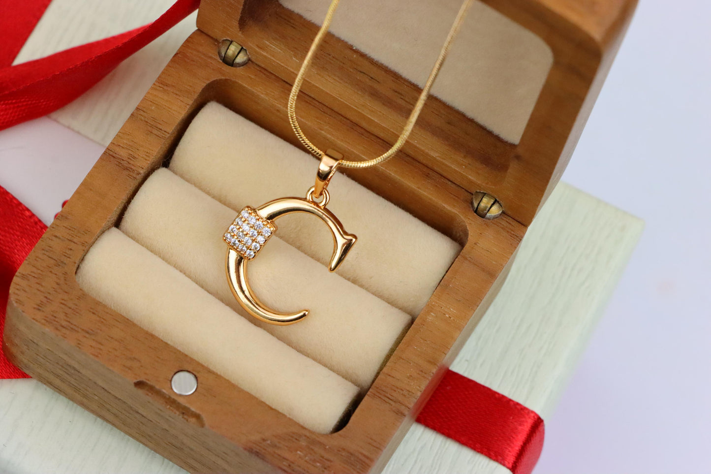 Elegant Rose Gold Plated C Letter Pendant with Sparkling Accents, XPPT1414 (2136-1)