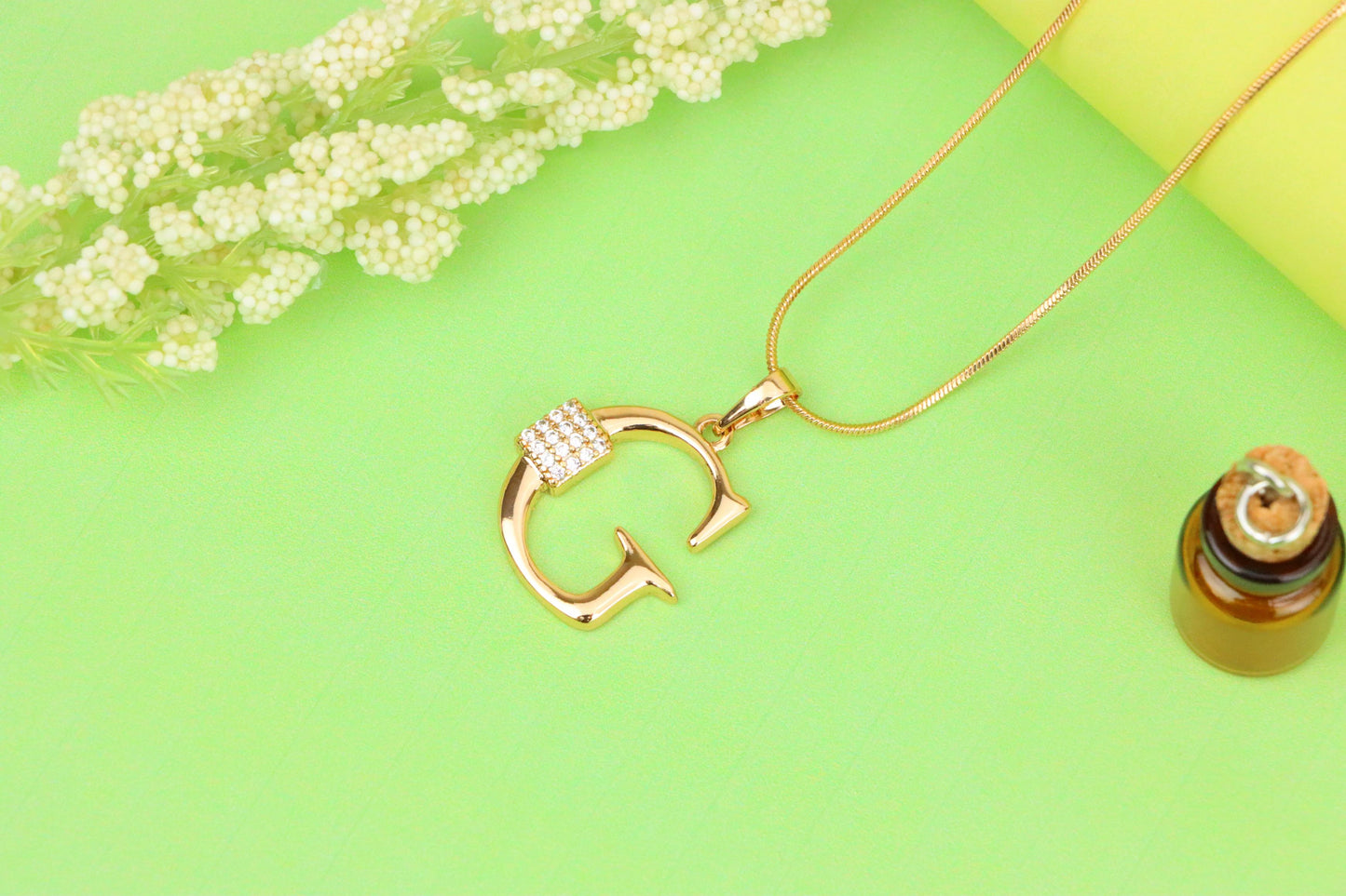 Rose Gold G Letter Pendant with Crystals for Women and Girls, XPPT1418 (2136-1)