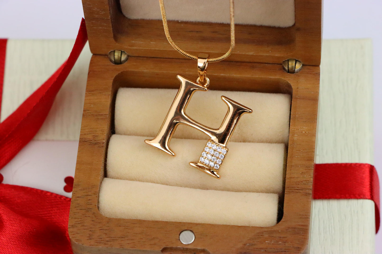 Rose Gold H Initial Pendant with Sparkling Crystals for Women, XPPT1419 (2136-1)